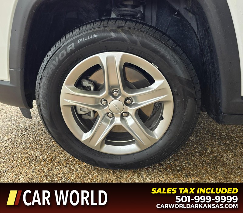 Jeep Compass Vehicle Full-screen Gallery Image 6