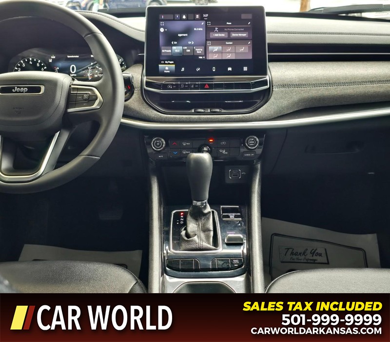 Jeep Compass Vehicle Full-screen Gallery Image 18