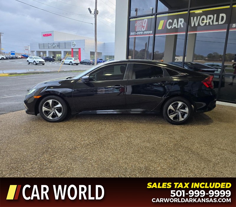 Honda Civic Sedan Vehicle Full-screen Gallery Image 4