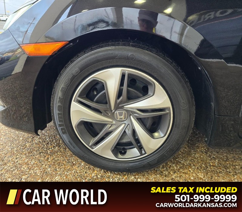 Honda Civic Sedan Vehicle Full-screen Gallery Image 6