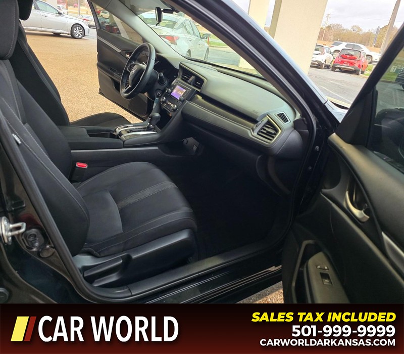 Honda Civic Sedan Vehicle Full-screen Gallery Image 11