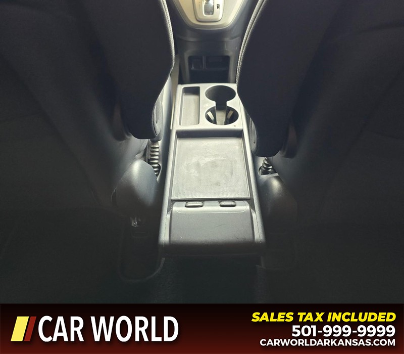 Honda CR-V Vehicle Full-screen Gallery Image 19