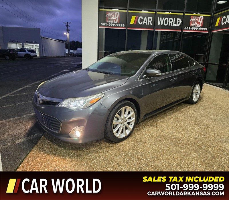 Toyota Avalon Vehicle Full-screen Gallery Image 3