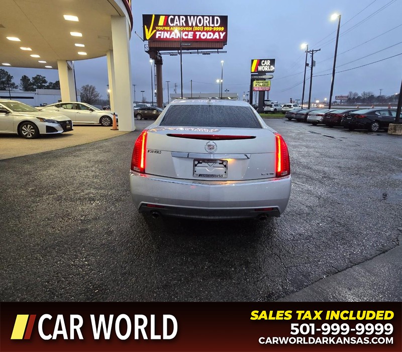 Cadillac CTS Vehicle Full-screen Gallery Image 5