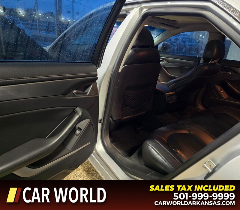 Cadillac CTS Vehicle Full-screen Gallery Image 9