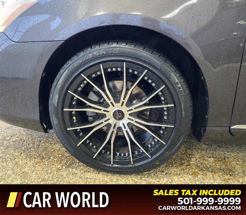 Lexus ES 350 Vehicle Full-screen Gallery Image 6