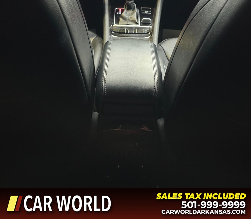 Jeep Compass Vehicle Full-screen Gallery Image 19