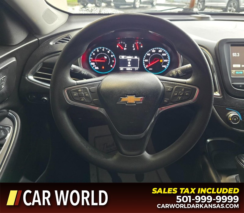 Chevrolet Malibu Vehicle Full-screen Gallery Image 15