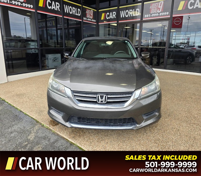 Honda Accord Sedan Vehicle Full-screen Gallery Image 2