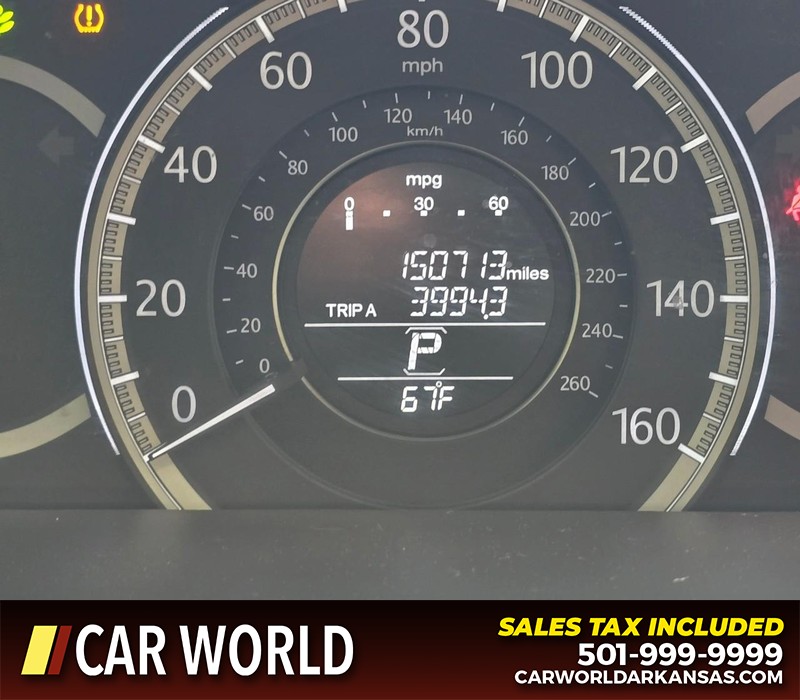 Honda Accord Sedan Vehicle Full-screen Gallery Image 15