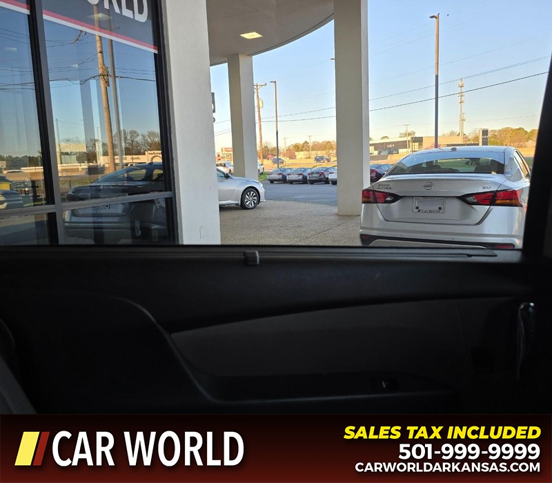 Honda Odyssey Vehicle Full-screen Gallery Image 9