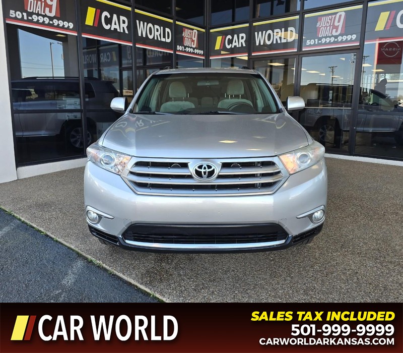 Toyota Highlander Vehicle Full-screen Gallery Image 2