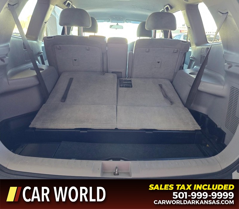 Toyota Highlander Vehicle Full-screen Gallery Image 16