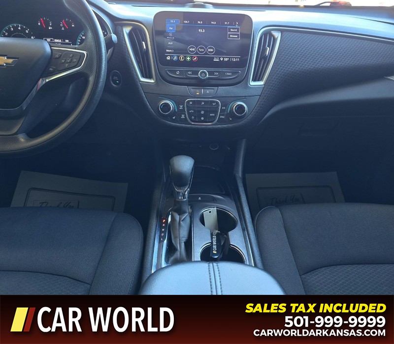 Chevrolet Malibu Vehicle Full-screen Gallery Image 19