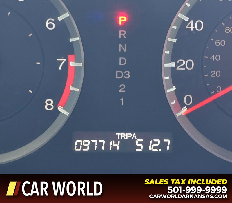 Honda Accord Sedan Vehicle Full-screen Gallery Image 16