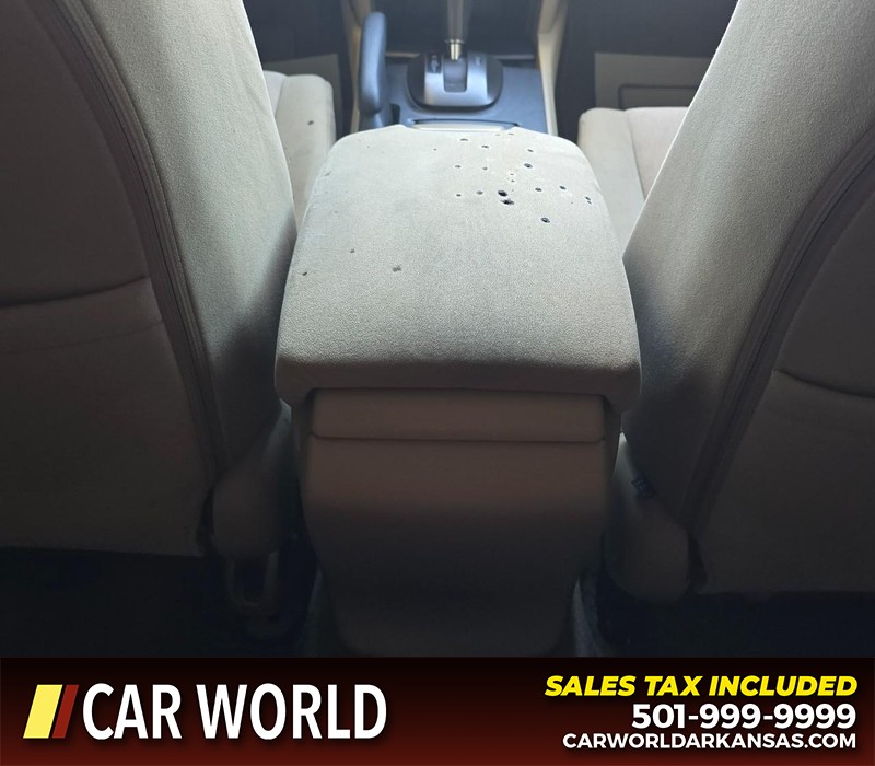 Honda Accord Sedan Vehicle Full-screen Gallery Image 19