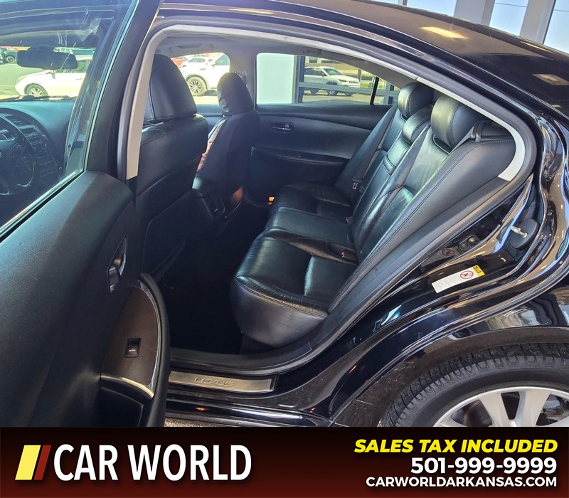 Lexus ES 350 Vehicle Full-screen Gallery Image 10