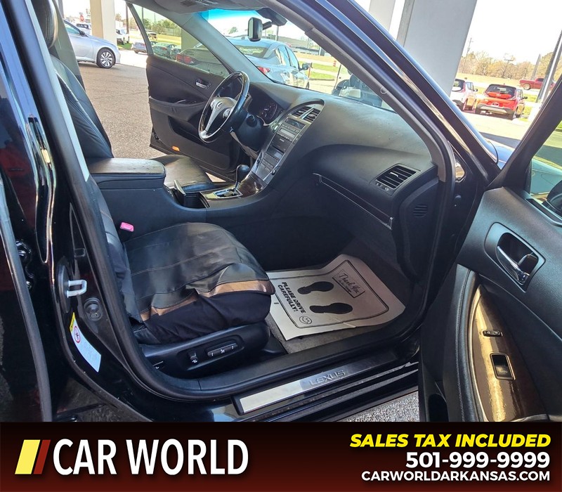 Lexus ES 350 Vehicle Full-screen Gallery Image 29