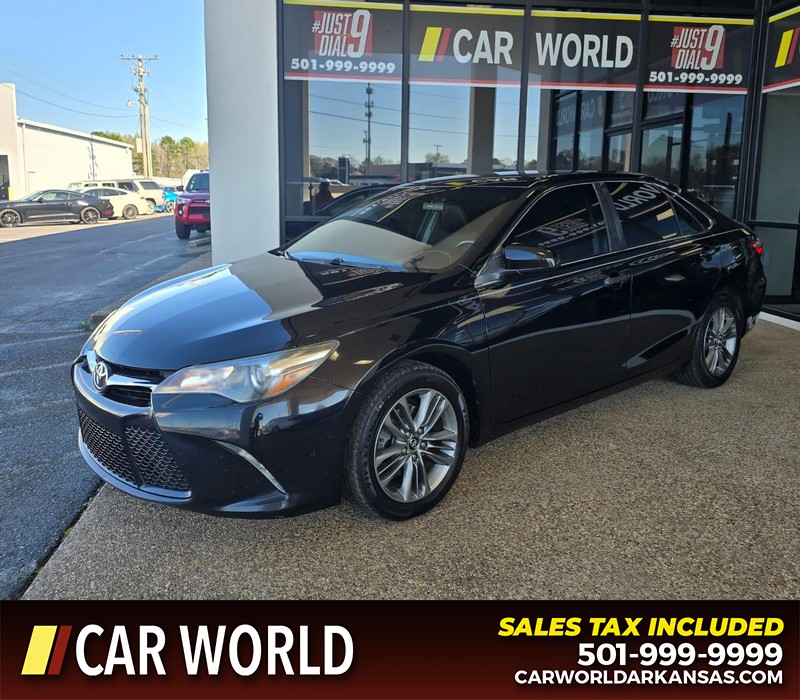 Toyota Camry Vehicle Full-screen Gallery Image 3