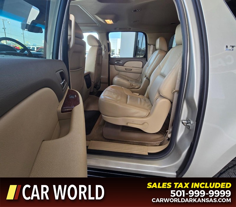 Chevrolet Suburban Vehicle Full-screen Gallery Image 10