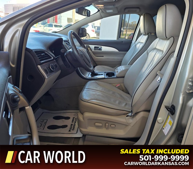 Lincoln MKX Vehicle Full-screen Gallery Image 8