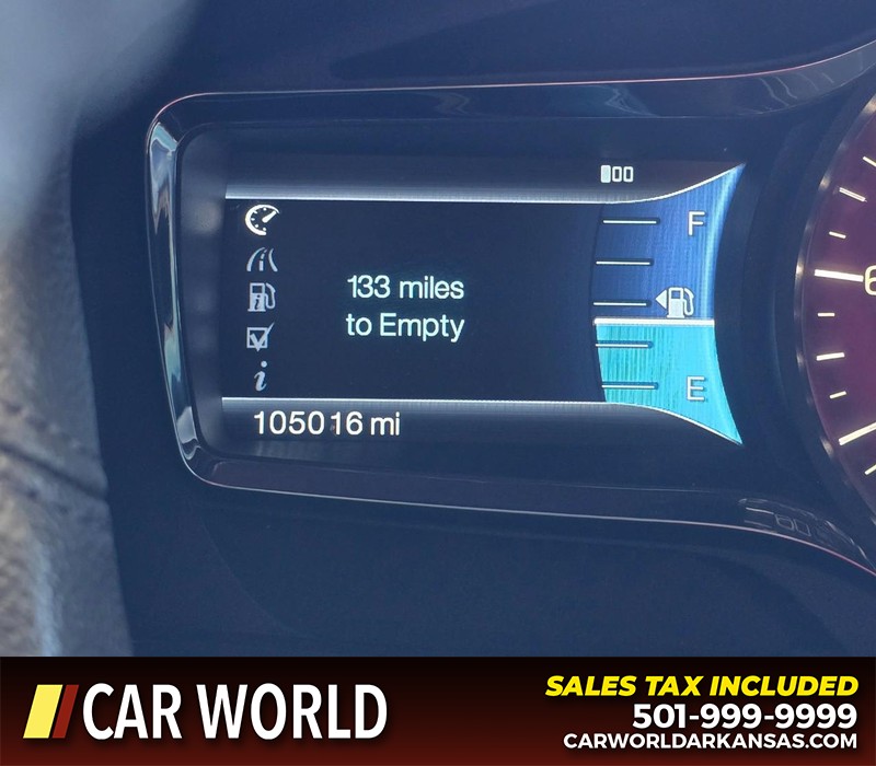 Lincoln MKX Vehicle Full-screen Gallery Image 18