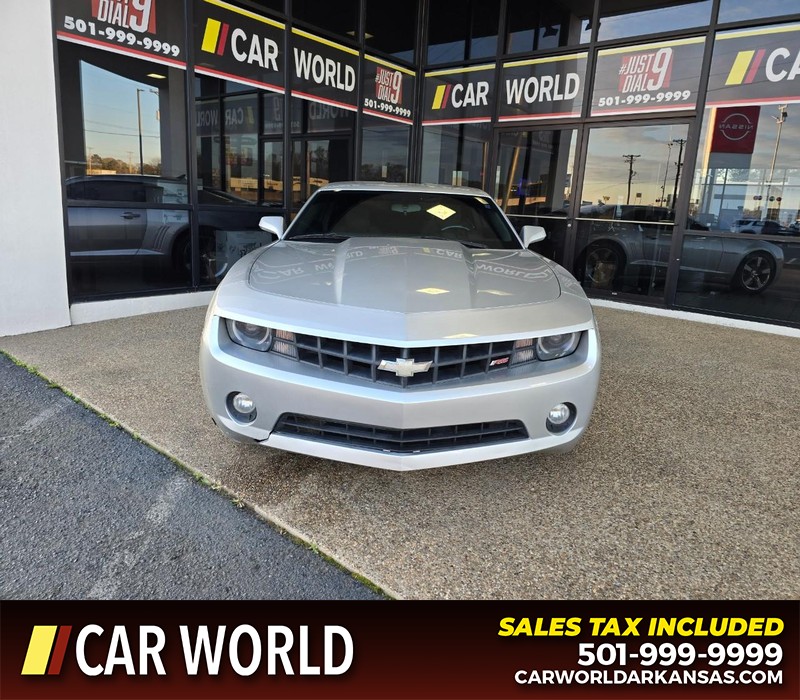 Chevrolet Camaro Vehicle Full-screen Gallery Image 2