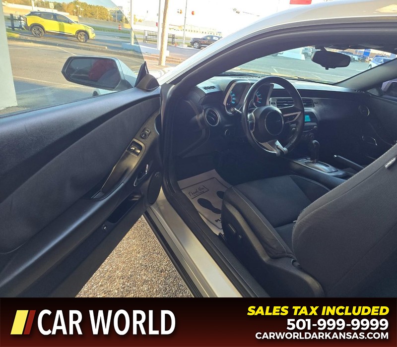 Chevrolet Camaro Vehicle Full-screen Gallery Image 7