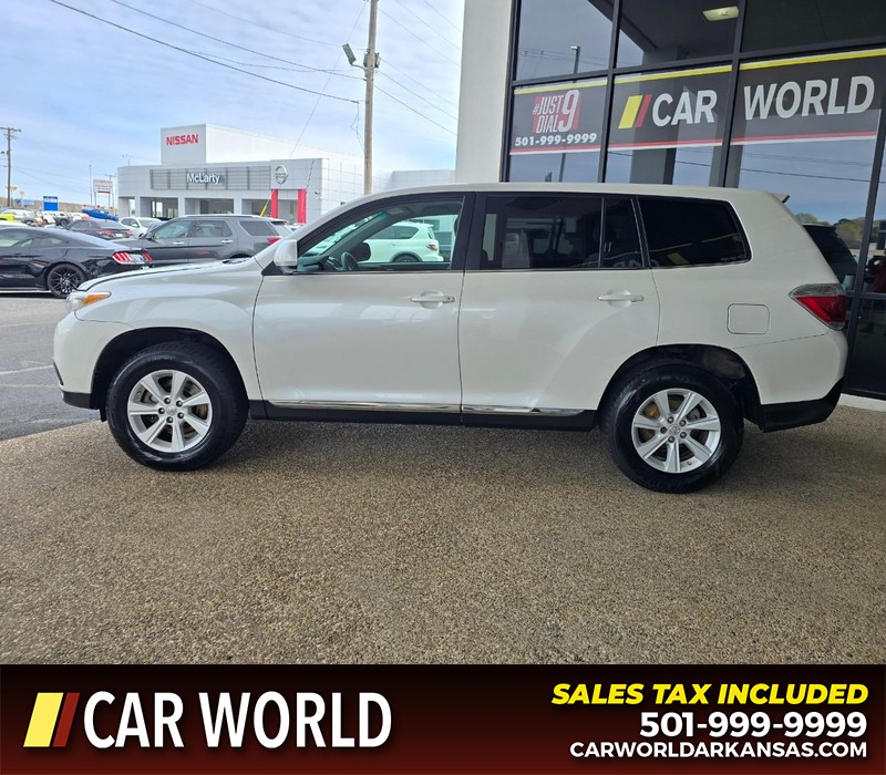 Toyota Highlander Vehicle Full-screen Gallery Image 4