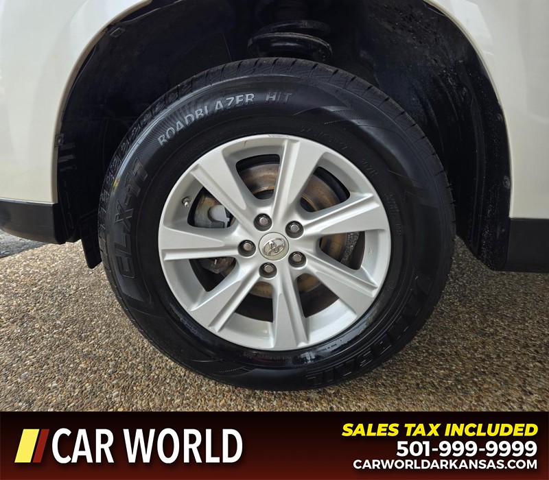 Toyota Highlander Vehicle Full-screen Gallery Image 6