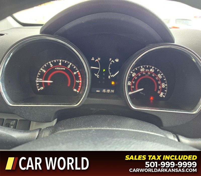 Toyota Highlander Vehicle Full-screen Gallery Image 20