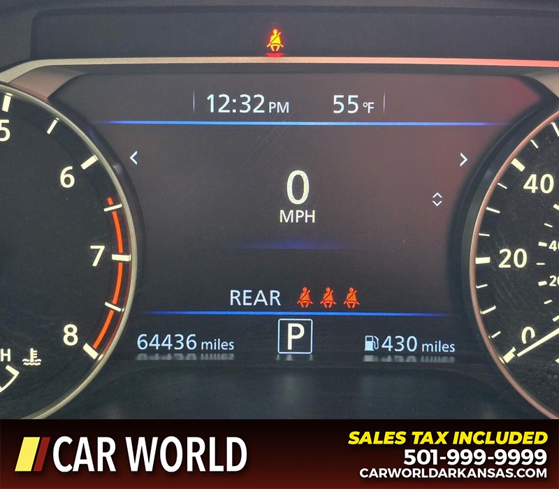 Nissan Altima Vehicle Full-screen Gallery Image 16