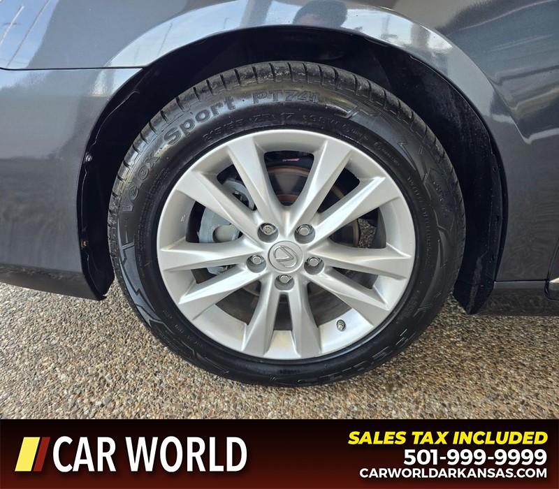 Lexus ES 350 Vehicle Full-screen Gallery Image 6