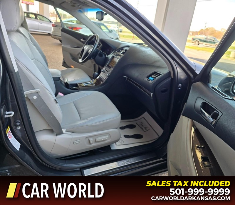 Lexus ES 350 Vehicle Full-screen Gallery Image 12