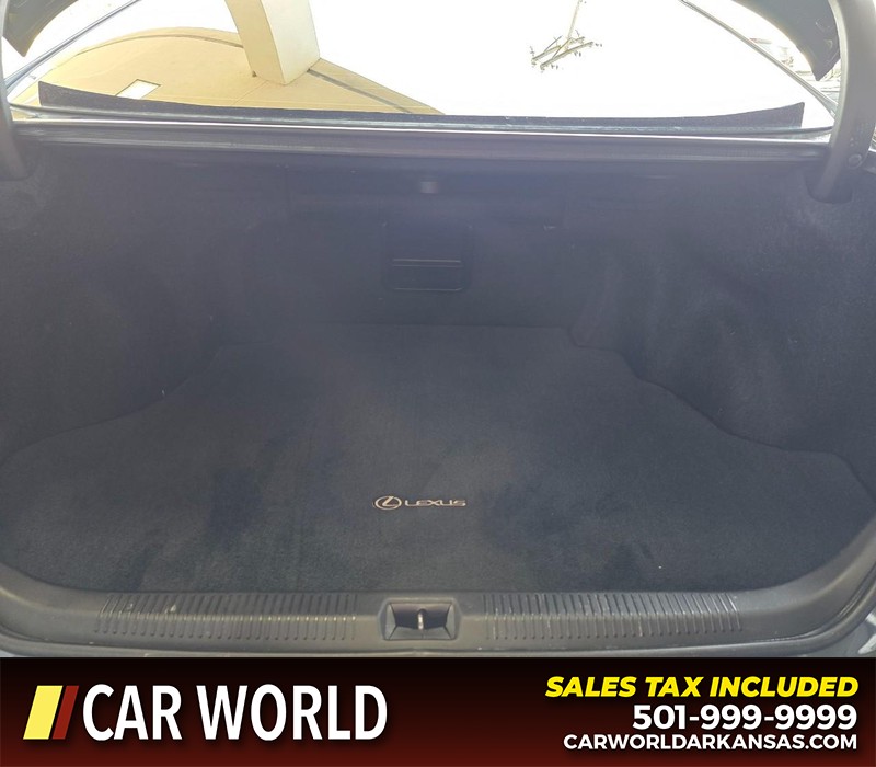 Lexus ES 350 Vehicle Full-screen Gallery Image 14