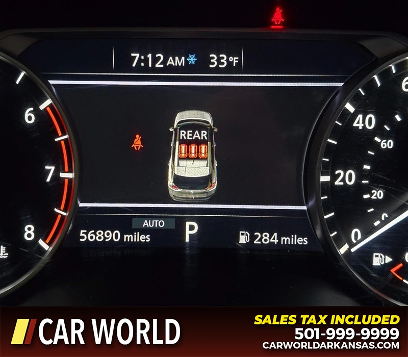 Nissan Rogue Vehicle Full-screen Gallery Image 16