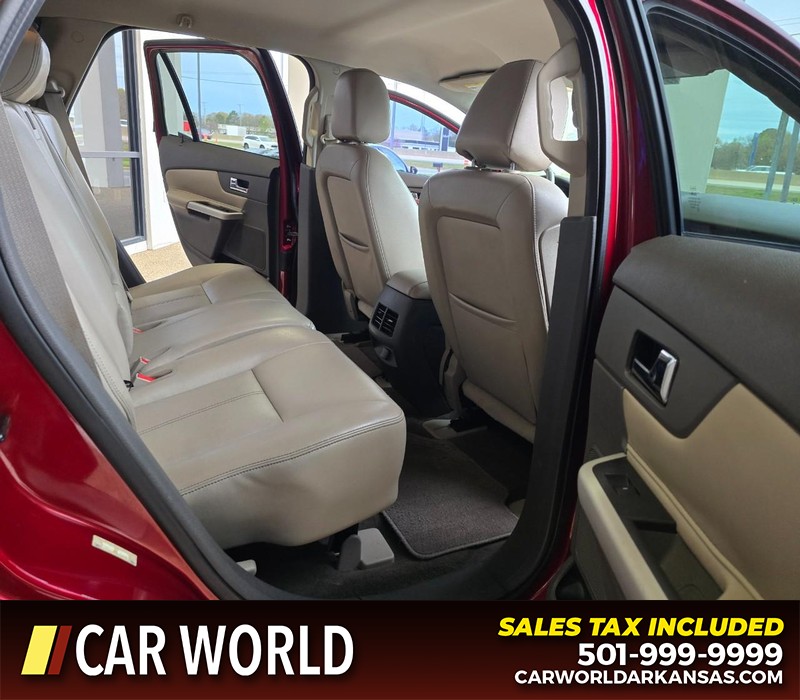 Ford Edge Vehicle Full-screen Gallery Image 12