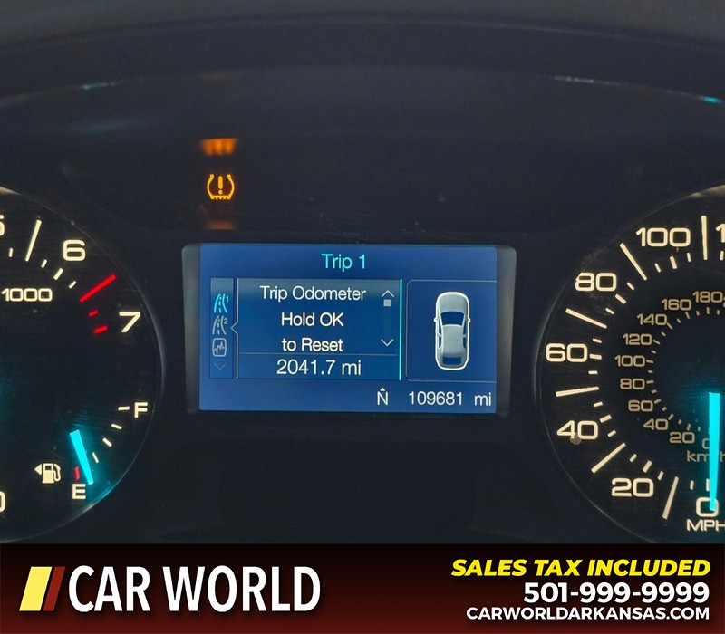 Ford Edge Vehicle Full-screen Gallery Image 16