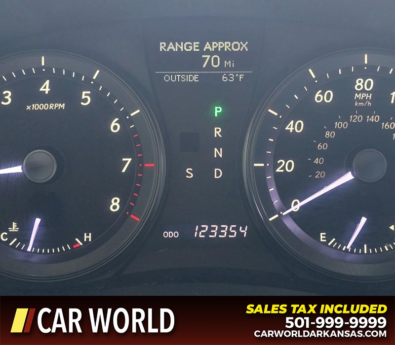 Lexus ES 350 Vehicle Full-screen Gallery Image 16