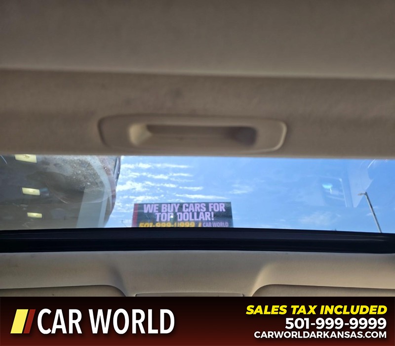 Lexus ES 350 Vehicle Full-screen Gallery Image 19