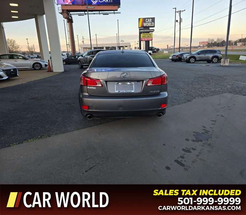 Lexus IS 250 Vehicle Full-screen Gallery Image 5