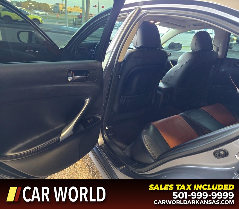 Lexus IS 250 Vehicle Full-screen Gallery Image 9