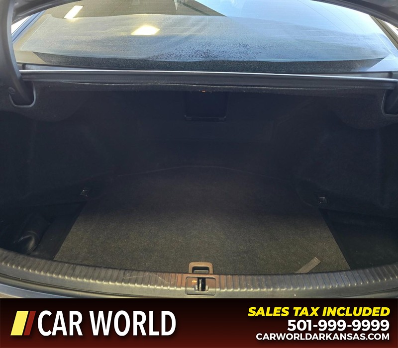 Lexus IS 250 Vehicle Full-screen Gallery Image 13