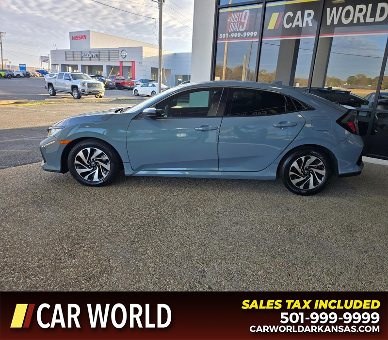 Honda Civic Hatchback Vehicle Full-screen Gallery Image 4