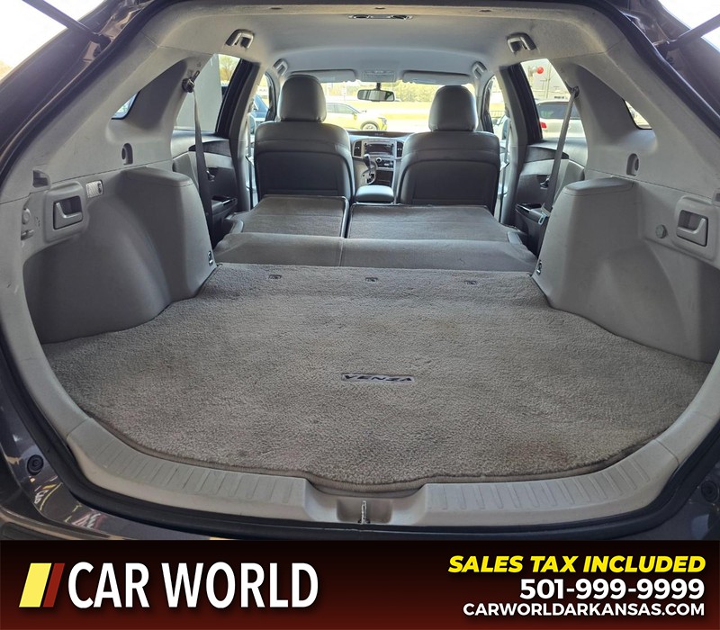 Toyota Venza Vehicle Full-screen Gallery Image 14