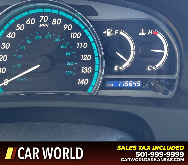 Toyota Venza Vehicle Full-screen Gallery Image 16