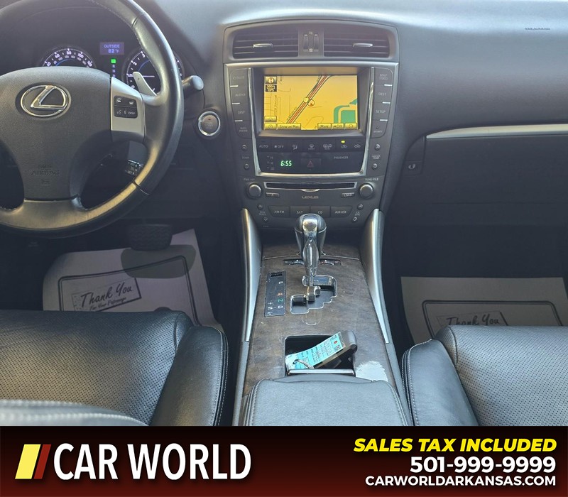 Lexus IS 250 Vehicle Full-screen Gallery Image 17