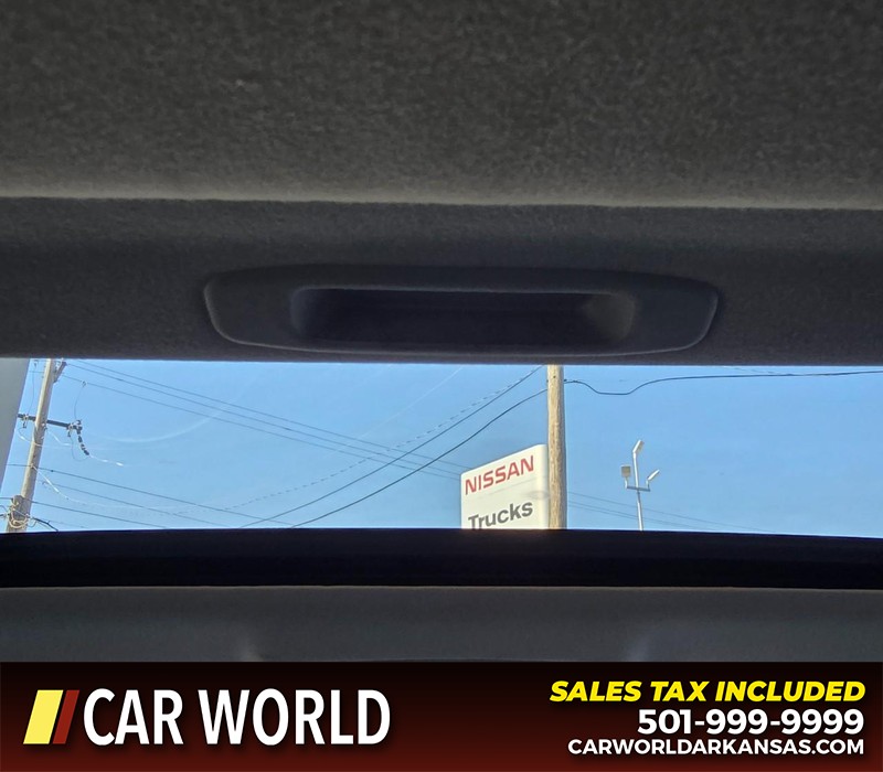 Lexus IS 250 Vehicle Full-screen Gallery Image 19