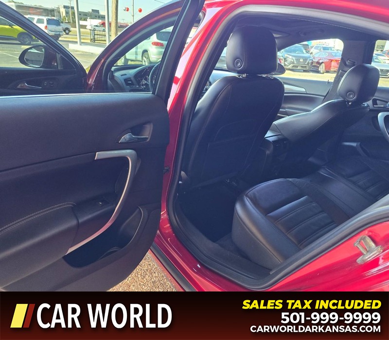 Buick Regal Vehicle Full-screen Gallery Image 9