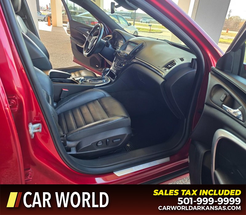 Buick Regal Vehicle Full-screen Gallery Image 11